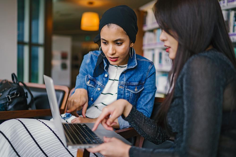 How Do Bookkeeping Services Help Small Businesses?